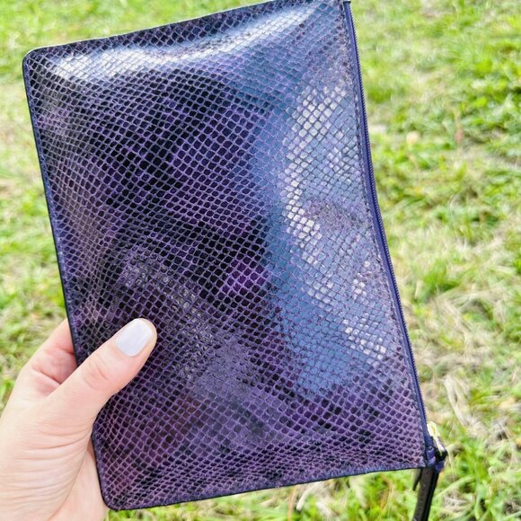 Coach F67523 purple snakeskin embossed tech pouch NWT MSRP $138 - Picture 4 of 12